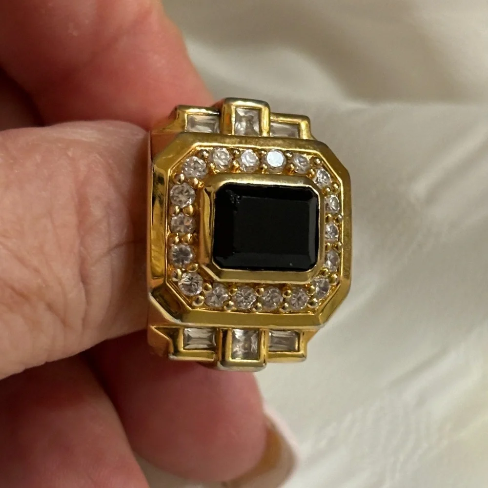 NWOT -MENS RING -size 9 - Picture 2 of 14